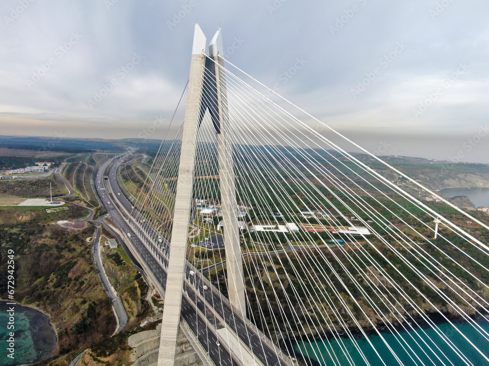 Obraz premium The Osmangazi Bridge spans across the Gulf of Izmit in Dilovasi, Turkey, 