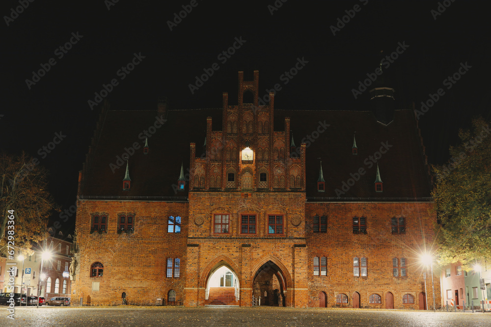 Jüterbog - Deutschland - Brandenburg - Nacht - Rathaus - Teltow - Fläming