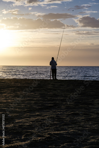 pescador, playa sacaba, Málaga