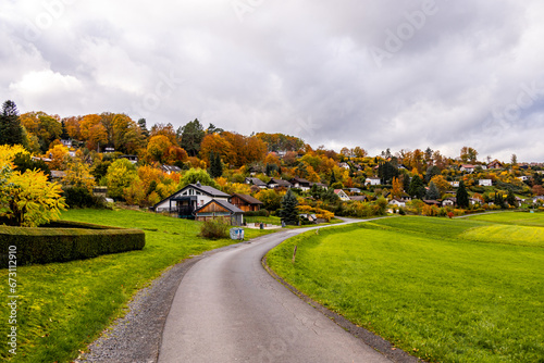 Herbstwanderung entlang der Edertalsperre zur versunkenen Stadt vom Edersee Atlantis  - Edertal - Hessen - Deutschland photo