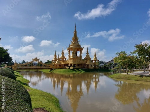 Golden Temple Thailand © Tobias