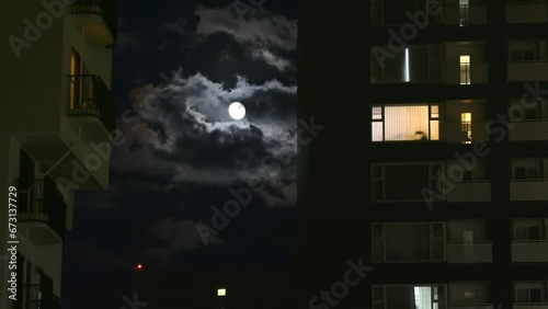 集合住宅地　月夜　　