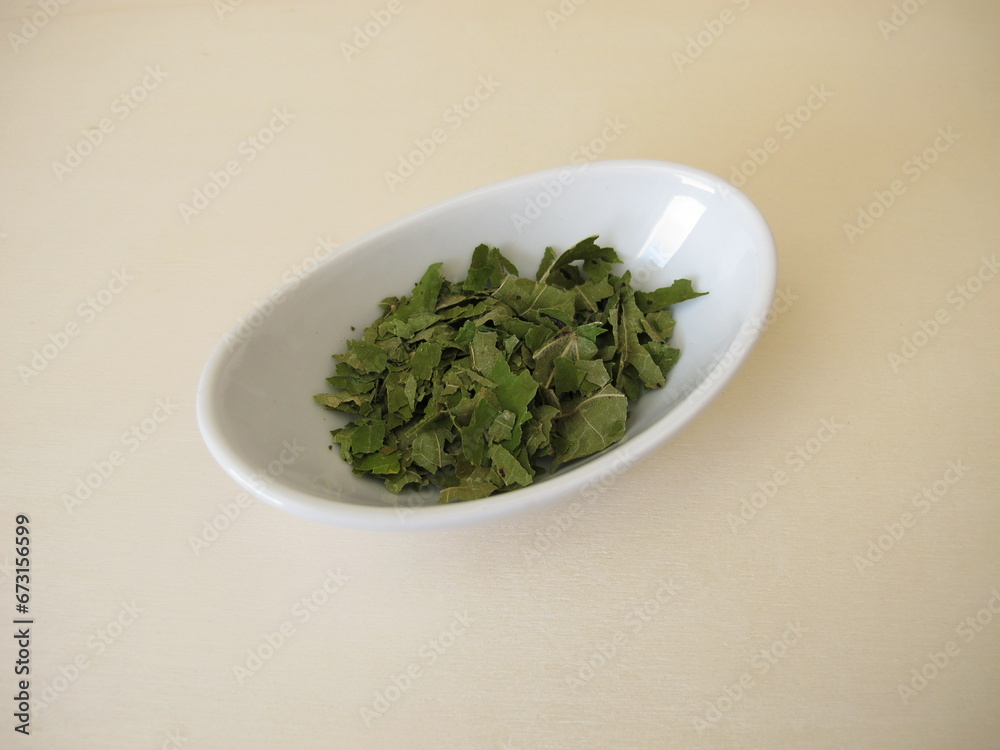Dried white mulberry leaves for mulberry leaf tea, Morus alba Dried white mulberry leaves for mulberry leaf tea, Morus alba
