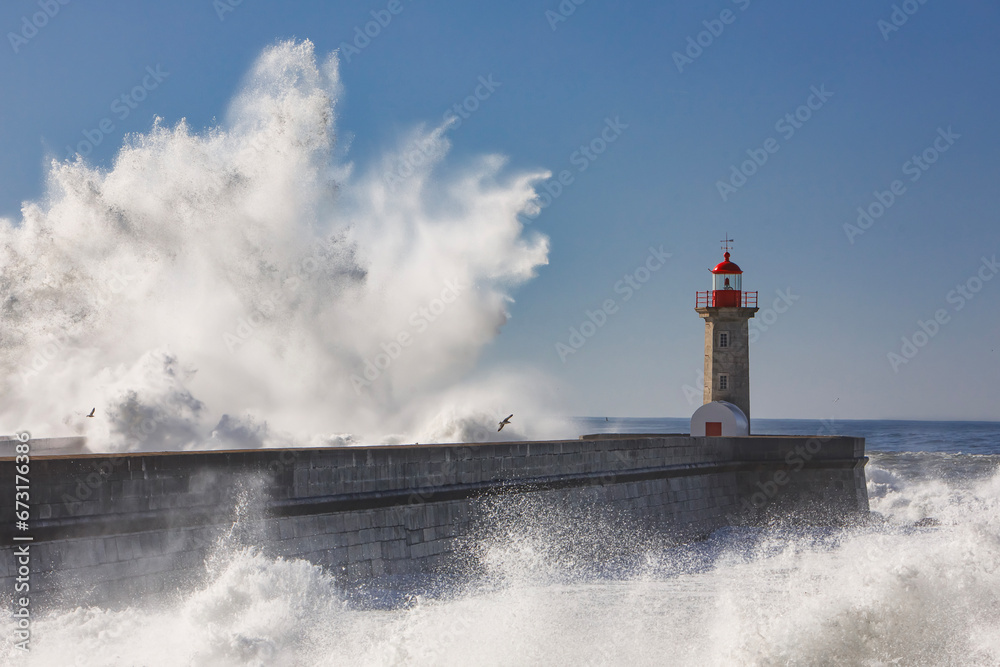 Storm waves over the Lighthouse