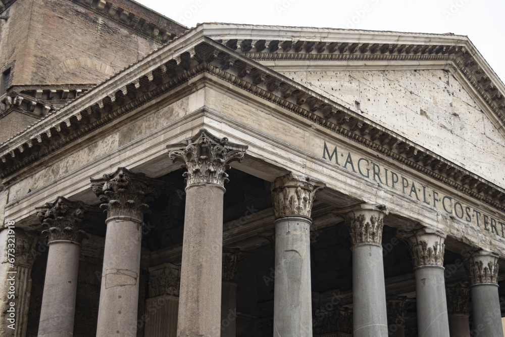 detail of the pantheon in Rome