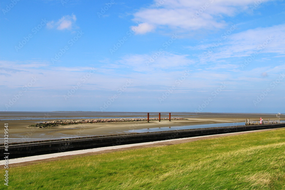 View from the levee on the island of Neuwerk