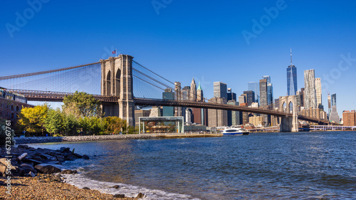 Quadro em tela The Brooklyn bridge with Manhattan downtown in background