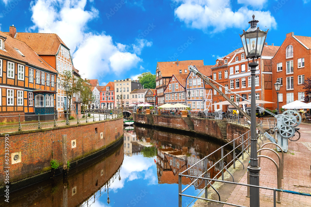 Alter Hansehafen in der Altstadt von Stade, Niedersachsen, Deutschland