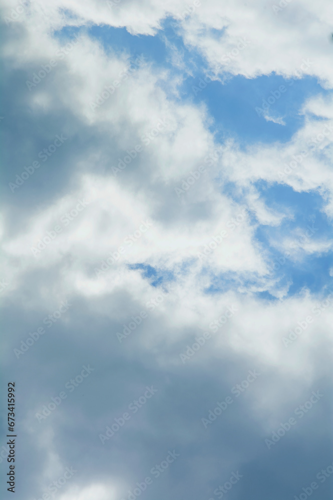 Obraz premium Beautiful blue sky with big clouds