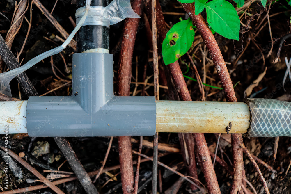 Connecting pipes are pipes used to connect two or more parts of a pipe