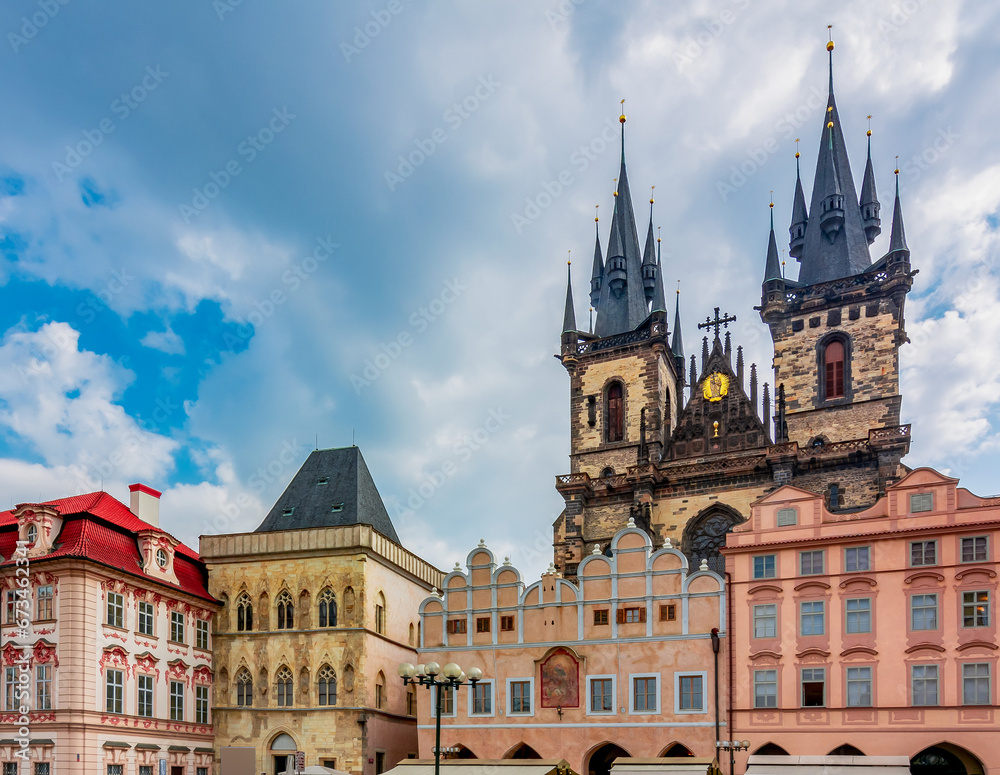 Old Town square (Staromestske Namesti) at sunrise, Prague, Czech Republic