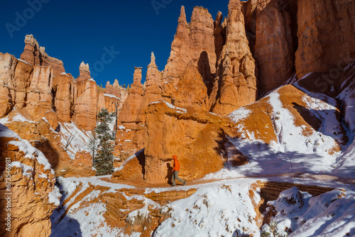 Hike in winter Bryce