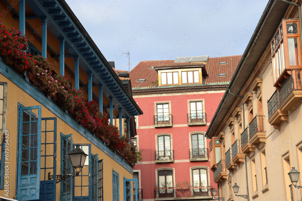 Fototapeta premium Beautiful houses in the Square of Fontan, in Oviedo (Asturias)