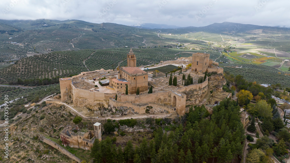 vista aérea de la fortaleza de la Mota en el municipio de Alcalá la Real, Andalucía