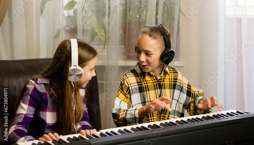 Youngsters' Home Piano Session