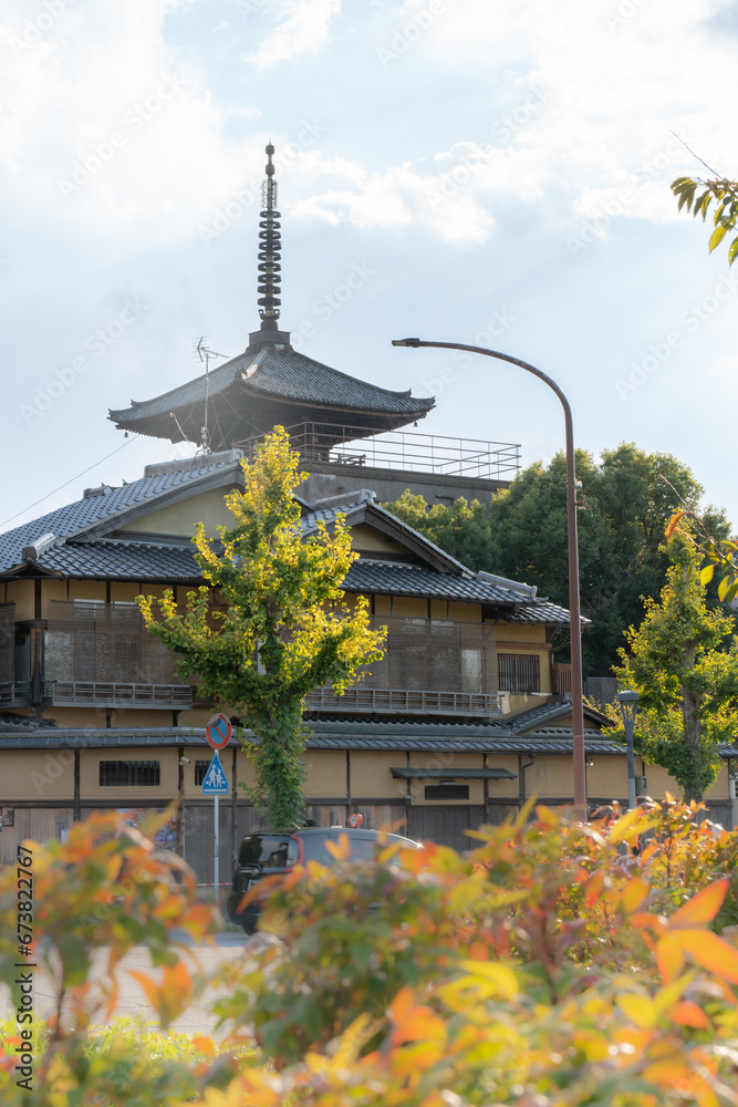 Obraz premium Japanese traditional old building