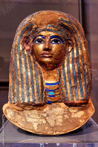 Konstfotografi ancient Egypt Egyptian gold face pharaoh mask