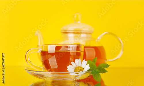 Soothing herbal tea blend with mint