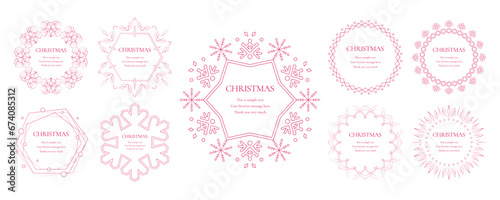 素材_フレームのセット_クリスマスをモチーフにした冬の飾り枠。赤色の高級感のある囲みのデザイン