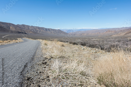 road through the desert of death valley