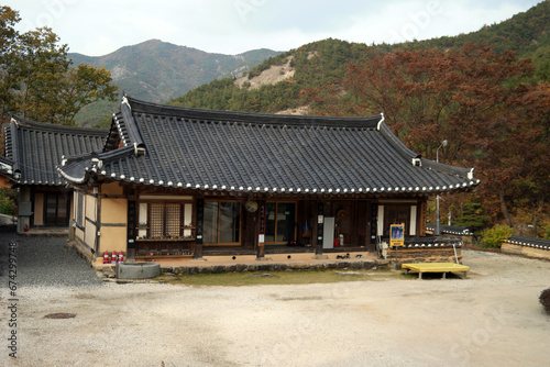 Temple of Daebisa, South korea © syston