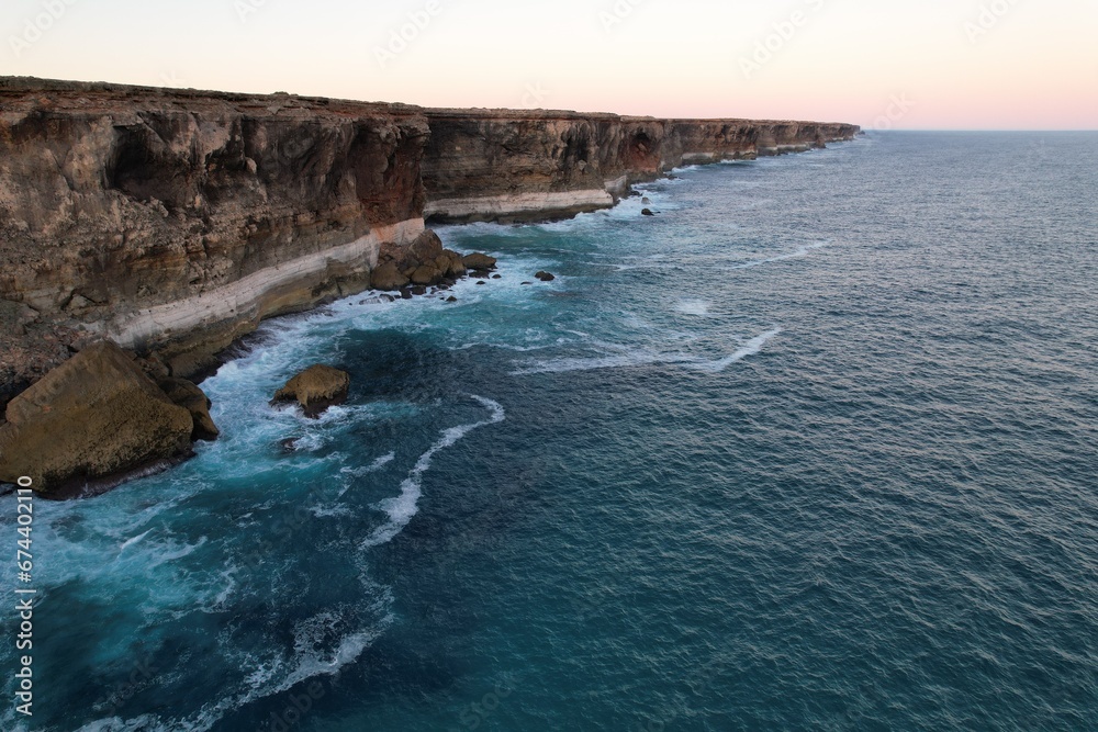 Nullabor Plains Cliffs and Campgrounds