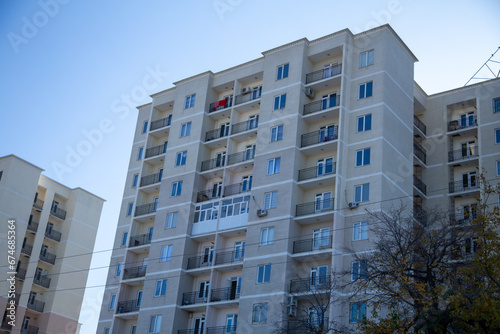 Super-tall structures are buildings with multiple dwellings clustered together to withstand the of urban life