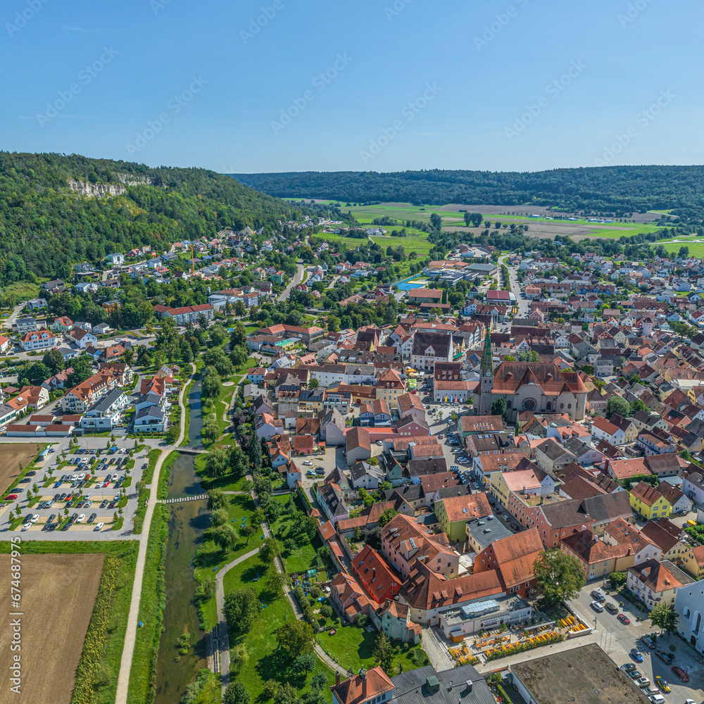 Die historische Altstadt von Beilngries im Landkreis Eichstätt im Luftbild