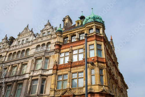 Fotografia Historic commercial building on Castle Street in city center of Liverpool, Merseyside, UK