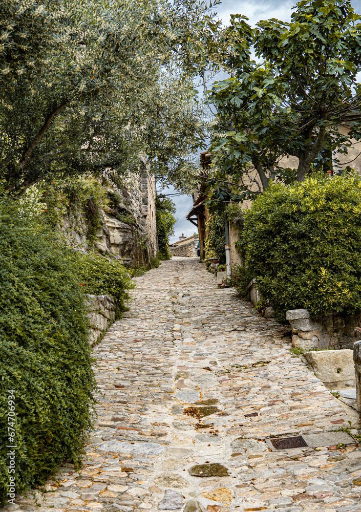 path in provence