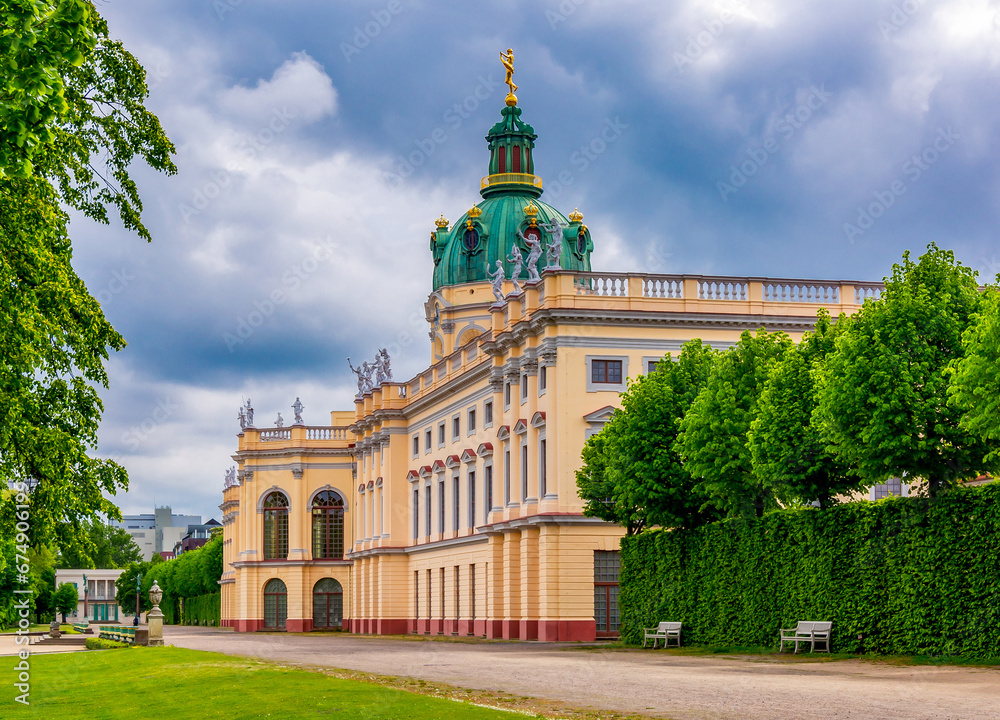 Charlottenburg palace and gardens in spring, Berlin, Germany - obrazy, fototapety, plakaty 