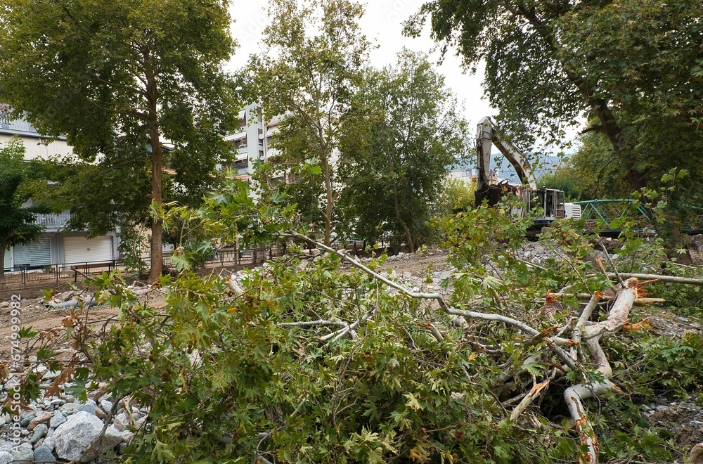 Φωτογραφία Storm disaster, Krasidonas torrent full of mud in Volos, Greece