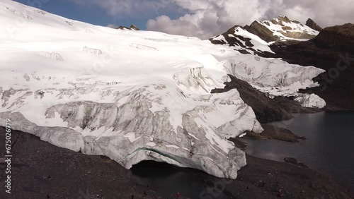 Cordilleira Blanca (Huaraz, peru) Pastoruri glacier photo