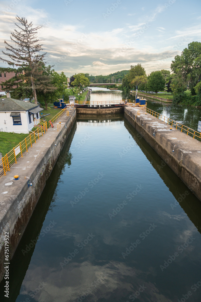 Locke E 27 Lyons Southside Canal Park