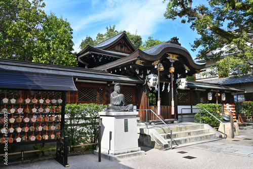 Tableau sur toile 安倍晴明を祀る京都市の晴明神社本殿