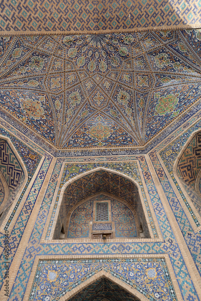 Detail der Kuppel in der Außenfassade des Mausoleums von Timur Lenk, Samarkand, Usbekistan.
