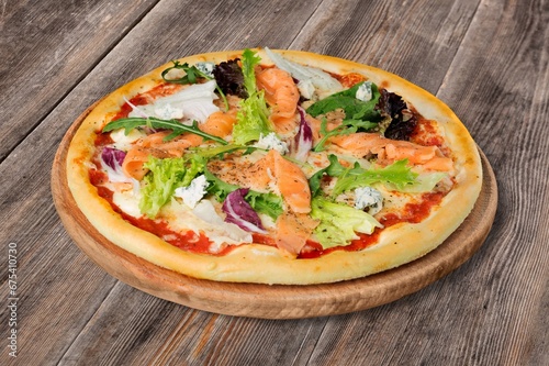 Fresh tasty pizza with cheese and vegetables