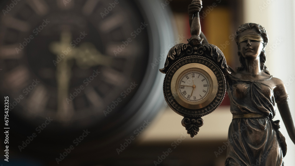 justice and law symbolic objects