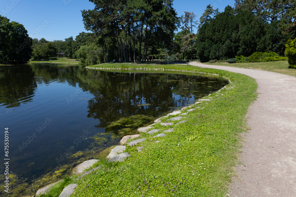 Relaxing day in Slottsparken in Malmo