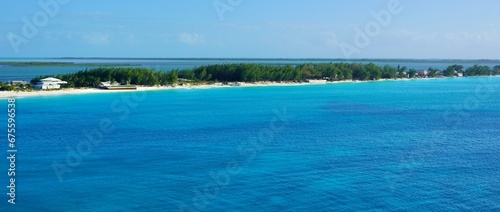  Shoreline with beautiful blue and turquoise waters of North Bimini, Bahamas