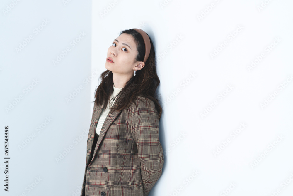 クールな女性 クールな女性