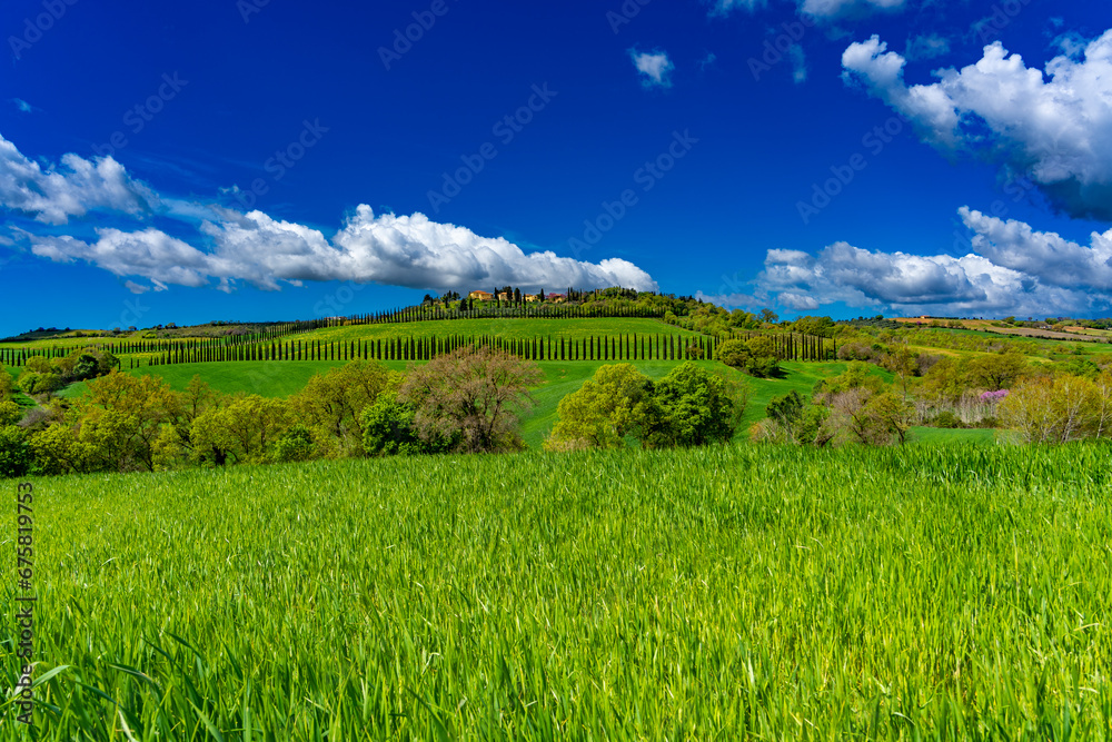 Die Landschaft des Val d'Orcia (Orciatal) liegt im südlichen Teil der Provinz Siena in der Toskana, Italien. Der Name ist vom Fluss Orcia abgeleitet