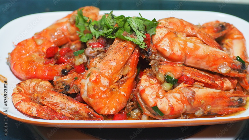 shrimp with chili and salt