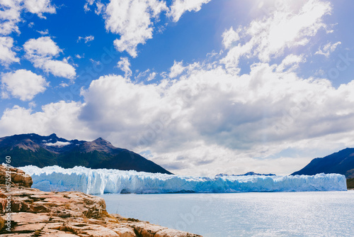 Foto View of the Perito Moreno glacier in the sun, Patagonia, Argentina