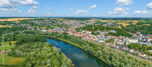 Die Region Bad Abbach im Luftbild, Panoramablick auf den Kurort und die Donau