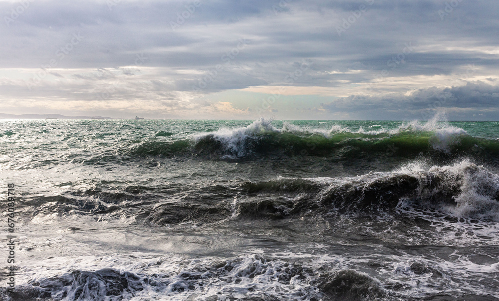 Fototapeta premium breaking waves in adriatic sea