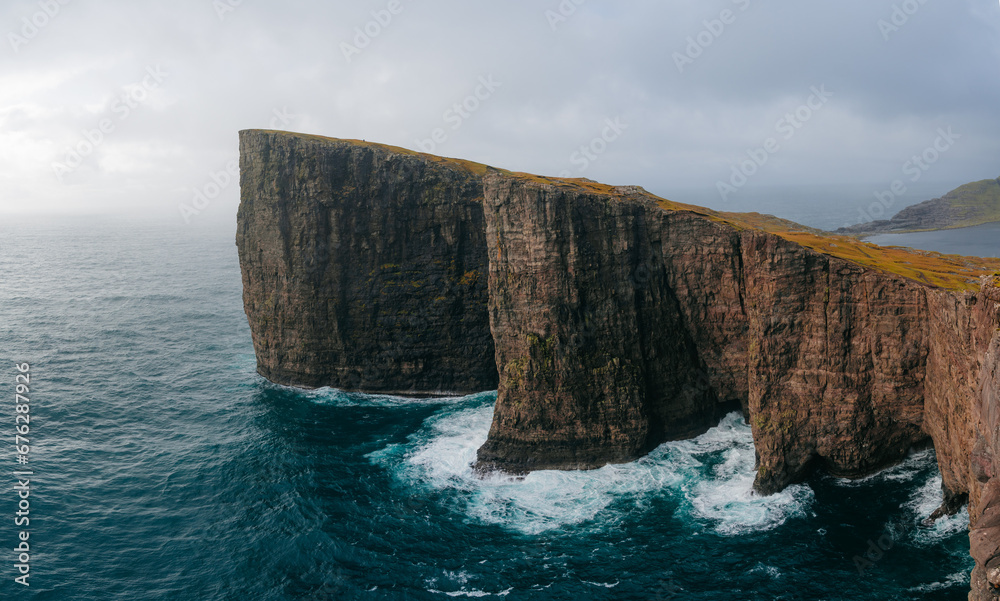 Sorvagsvatn lake on cliffs of Vagar island in sunset time, Faroe ...
