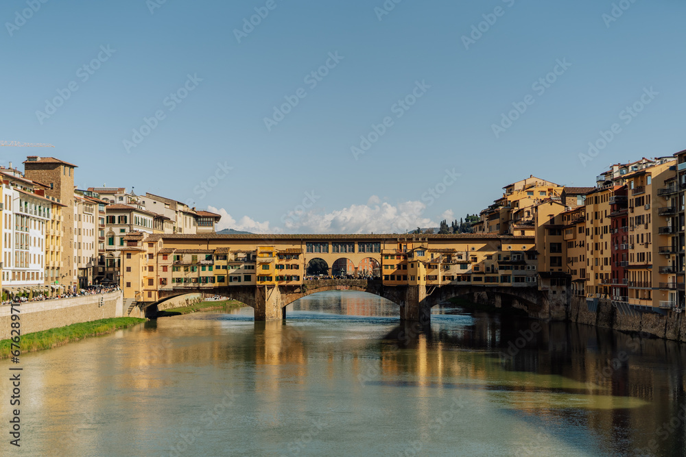 Ponte Vecchio, the Iconic Beauty of Florence Ponte Vecchio, the Iconic Beauty of Florence