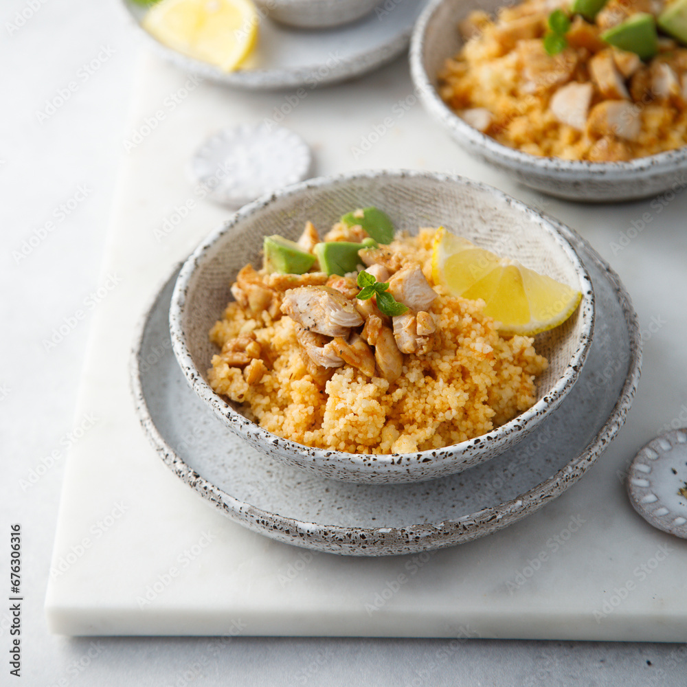 Chicken with couscous and avocado Chicken with couscous and avocado
