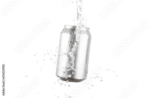 Cuadro en lienzo Soft drink can with water splash no background ready to change color